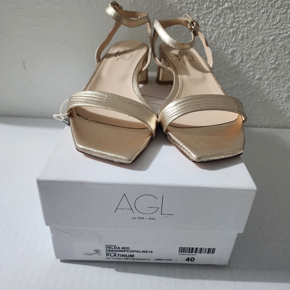 AGL Gold Metallic Block Heel Sandals Ankle Strap Designer Italy Size 10 - Picture 11 of 12